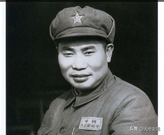 少將軍銜最厲害之處，深度解讀其背后所蘊含的三重力量，揭秘少將軍銜背后的三重力量，權(quán)威、榮耀與深度影響力