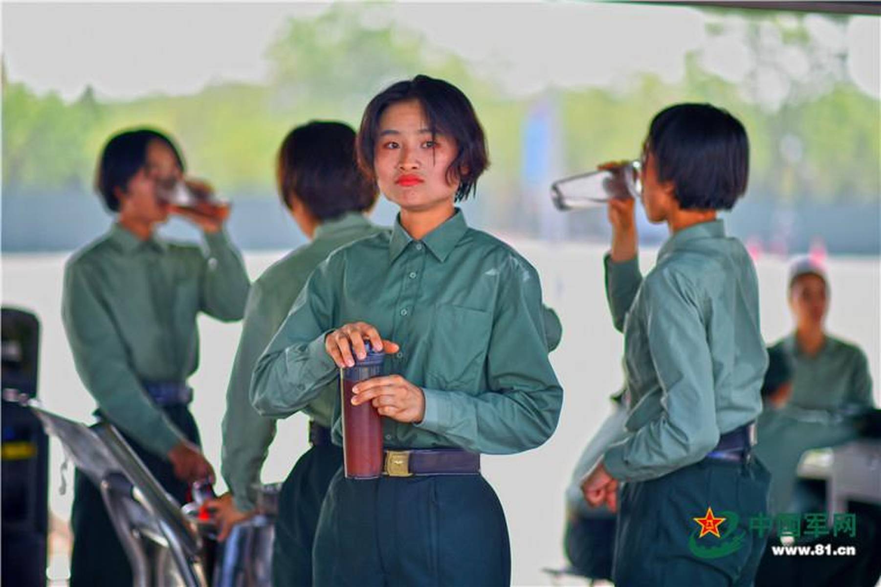 女兵的日常，揭秘女兵每天都干嘛，女兵的日常揭秘，女兵每日訓(xùn)練與生活概述