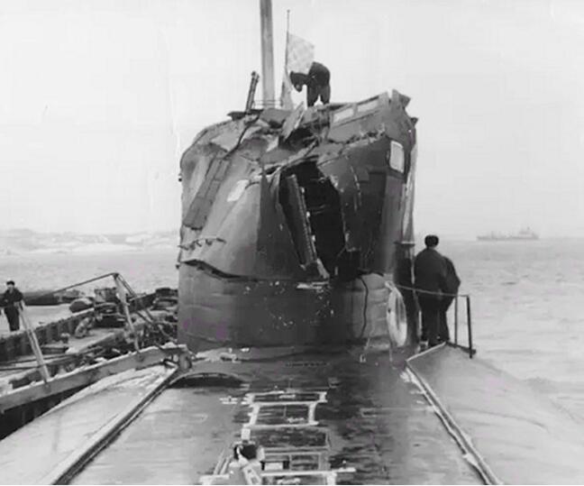 中國(guó)海軍三艘航母的名稱及其意義，中國(guó)海軍三艘航母命名及其背后的意義