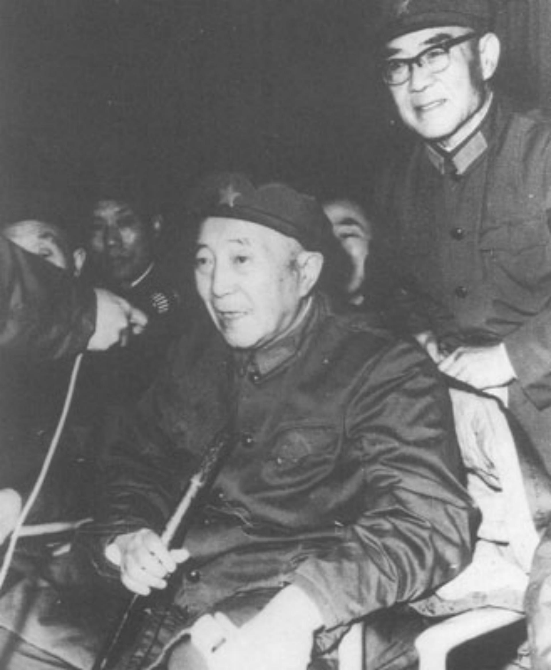 海外軍事網(wǎng)，全球軍事動(dòng)態(tài)的聚焦點(diǎn)，全球軍事動(dòng)態(tài)焦點(diǎn)，海外軍事網(wǎng)深度解析