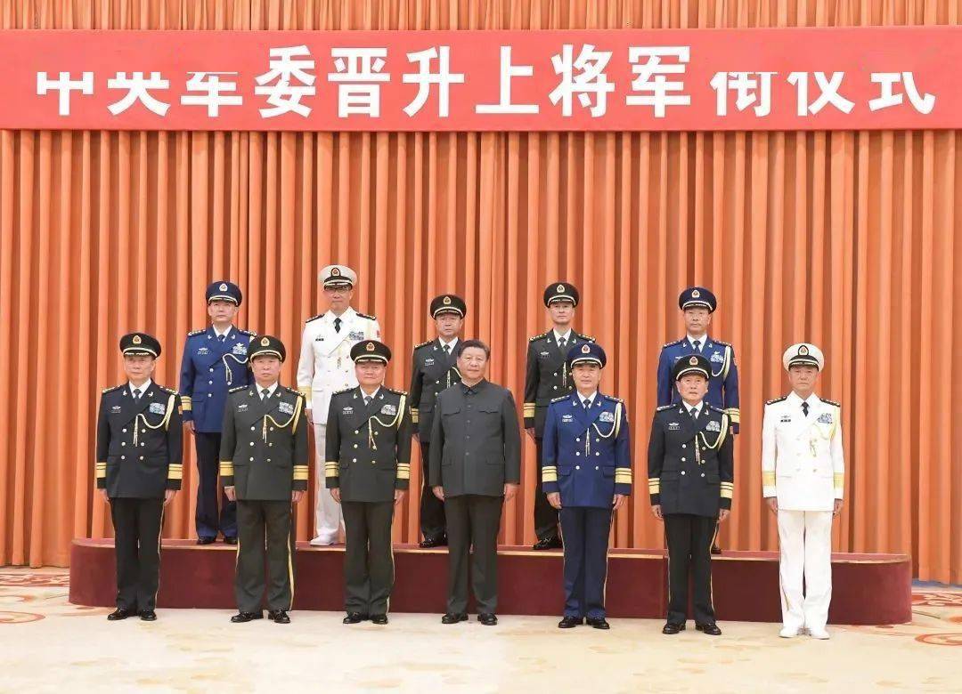 上將相當(dāng)于政府什么官，深度解析軍事官職與政府職位的對(duì)應(yīng)關(guān)系，上將相當(dāng)于政府什么官？深度解析軍事官職與政府職位的緊密關(guān)聯(lián)