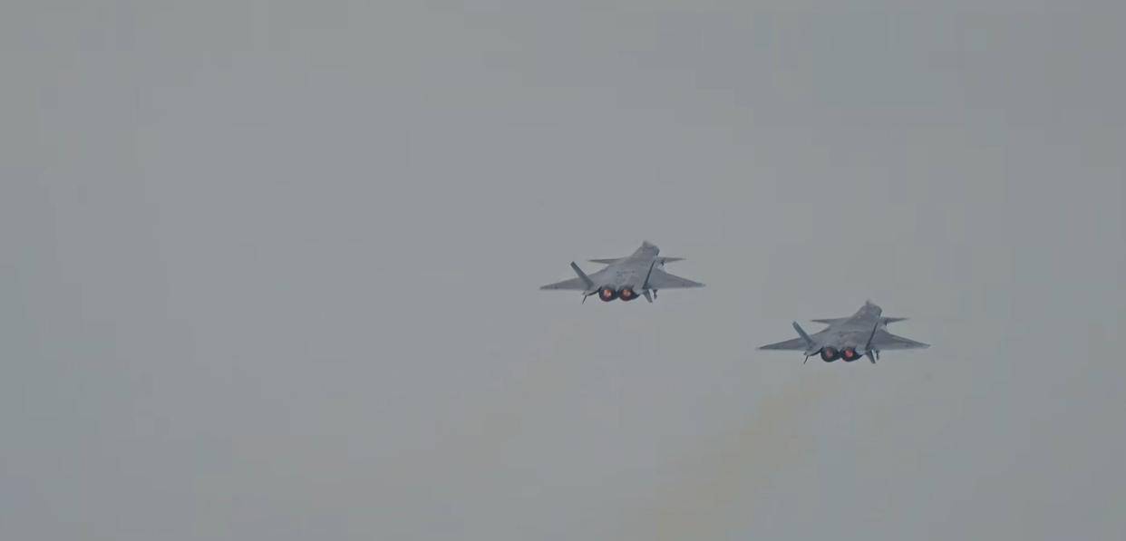 殲-20飛行速度，揭秘中國(guó)新一代隱身戰(zhàn)斗機(jī)的速度與性能優(yōu)勢(shì)，揭秘殲-20隱身戰(zhàn)斗機(jī)的速度與性能優(yōu)勢(shì)