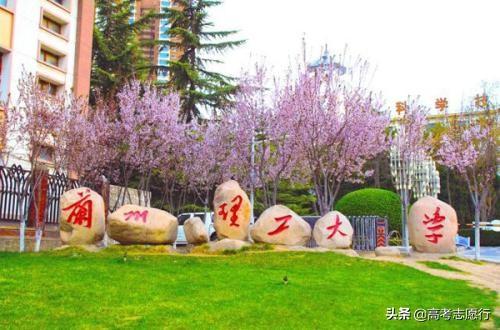 國防大學為什么不招高考學生，深度解析與理解，國防大學不招高考學生的深度解析與探討