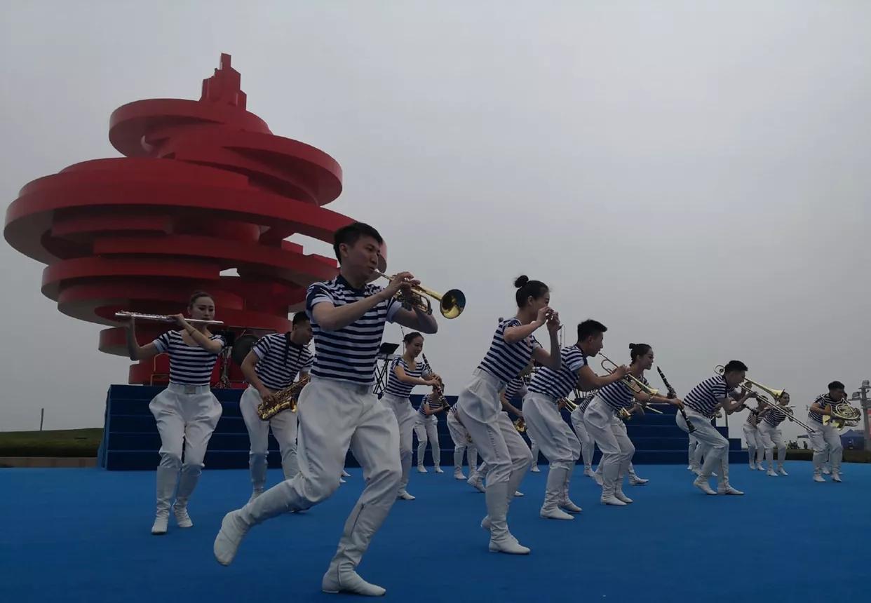 人民海軍成立七十周年，輝煌歷程與未來展望，人民海軍七秩輝煌，歷程回顧與未來展望