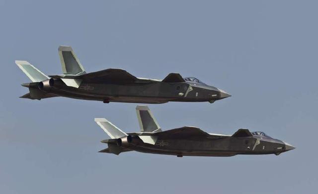 殲-20飛行速度，揭秘中國新一代隱身戰(zhàn)斗機(jī)的速度與性能，揭秘殲-20隱身戰(zhàn)斗機(jī)的速度與性能，中國新一代戰(zhàn)斗機(jī)的飛行速度探索