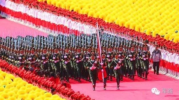 國慶閱兵是每年一次嗎？——深度解析與探討，深度解析與探討，國慶閱兵是否為每年例行活動？