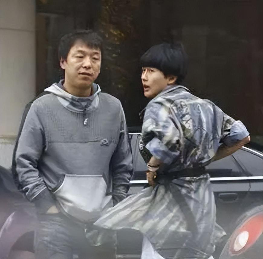 黃渤老婆的個(gè)人資料，揭秘背后的神秘面紗，黃渤老婆神秘面紗揭秘，個(gè)人資料顯示其非凡魅力