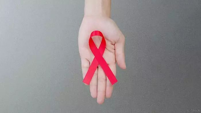 艾滋病早治療的好處有哪些，艾滋病早治療的優(yōu)勢與重要性