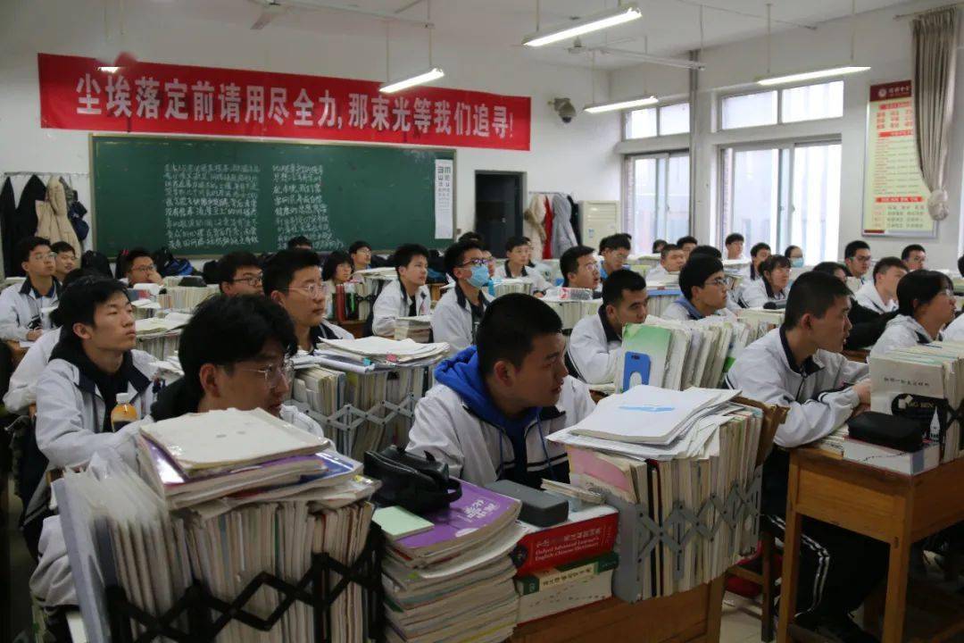 香港必中一組三中三，揭秘彩票背后的秘密與策略，揭秘彩票背后的秘密與策略，香港三中三必中組合探討