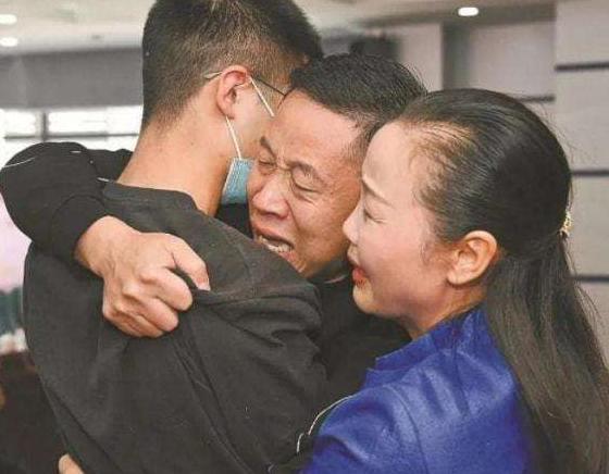 中國(guó)一旦開戰(zhàn)，深圳是否會(huì)被轟炸？解析與探討，中國(guó)開戰(zhàn)時(shí)深圳會(huì)否遭轟炸？深度解析與探討